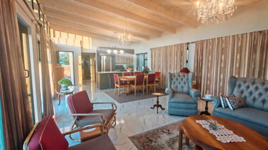 3 Bedroom Property for Sale in Hartenbos Heuwels Western Cape
